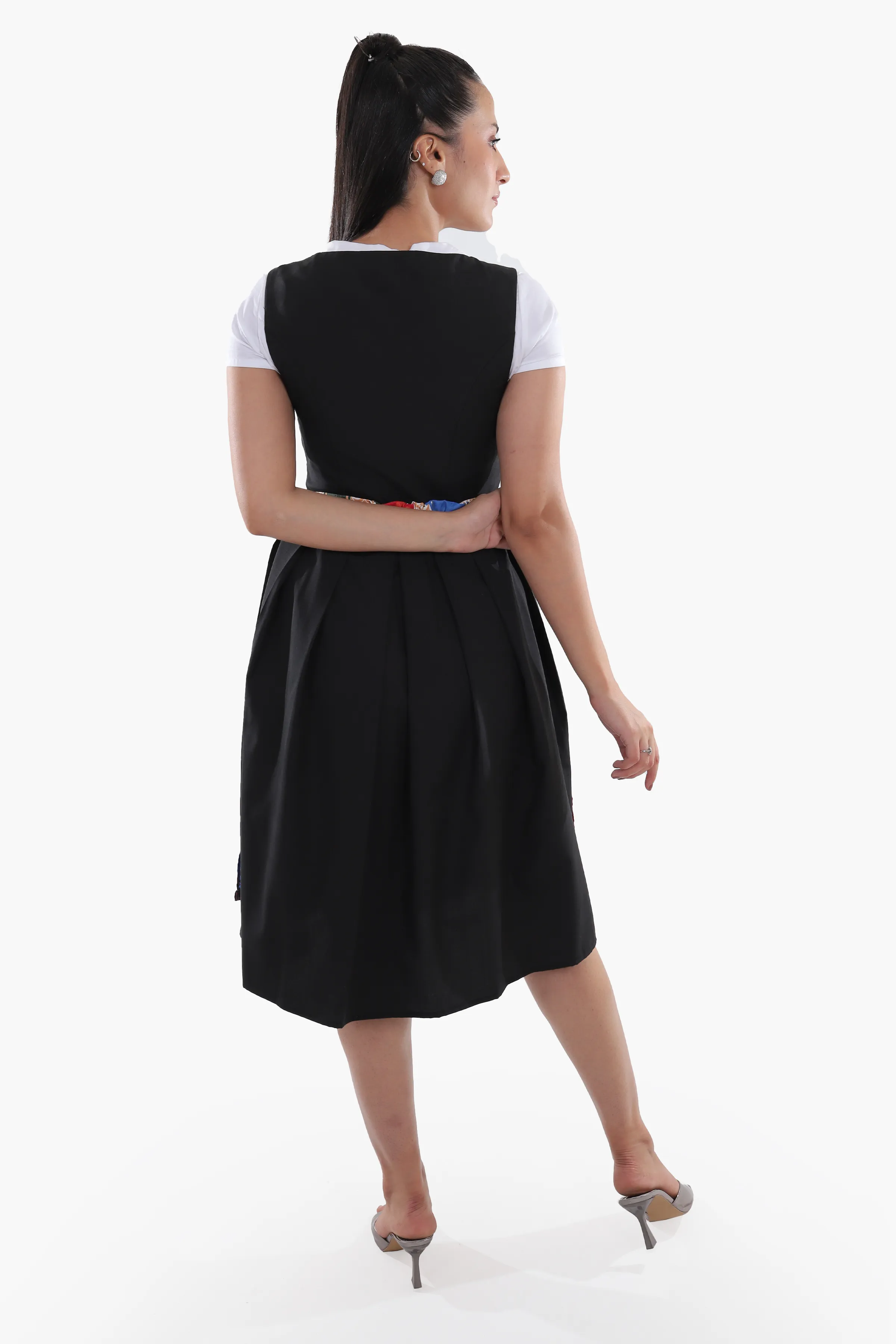German Maxi Dirndl Long Anna Black - Image 6